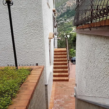 Del Golfo Apartment