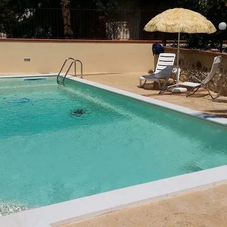 Del Golfo Apartment *