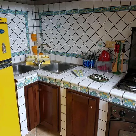 Del Golfo Apartment *