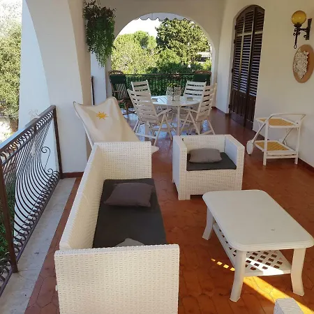 Del Golfo Apartment *