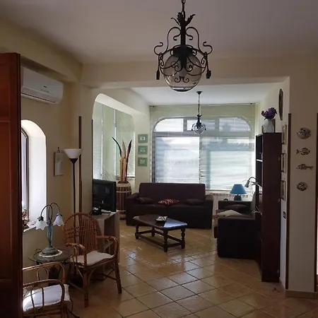 Del Golfo Apartment *