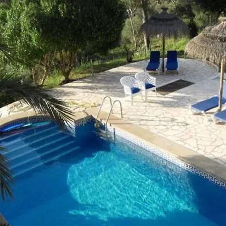 Del Golfo Urio With Swimming Pool Shared By The Two