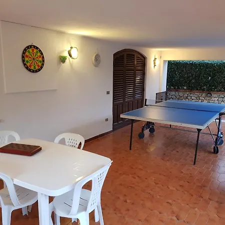 Del Golfo Urio With Swimming Pool Shared By The Two Santa Flavia