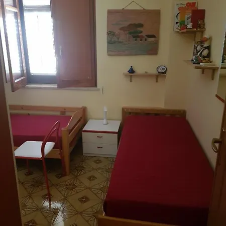 Del Golfo Urio With Swimming Pool Shared By The Two Santa Flavia
